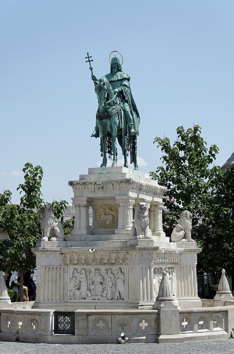Imagini pentru statue jeanne d'arc Saint Etienne