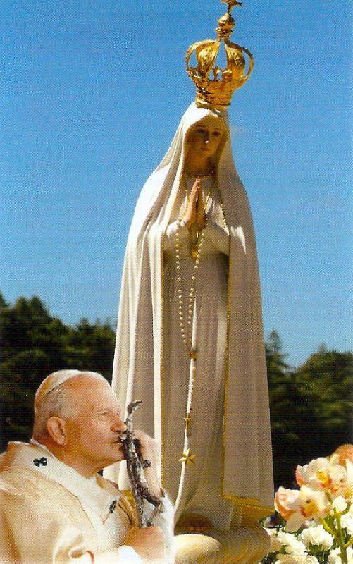 L'hérésie de Marie pour reine Fete-de-la-sainte-vierge-marie-reine-2