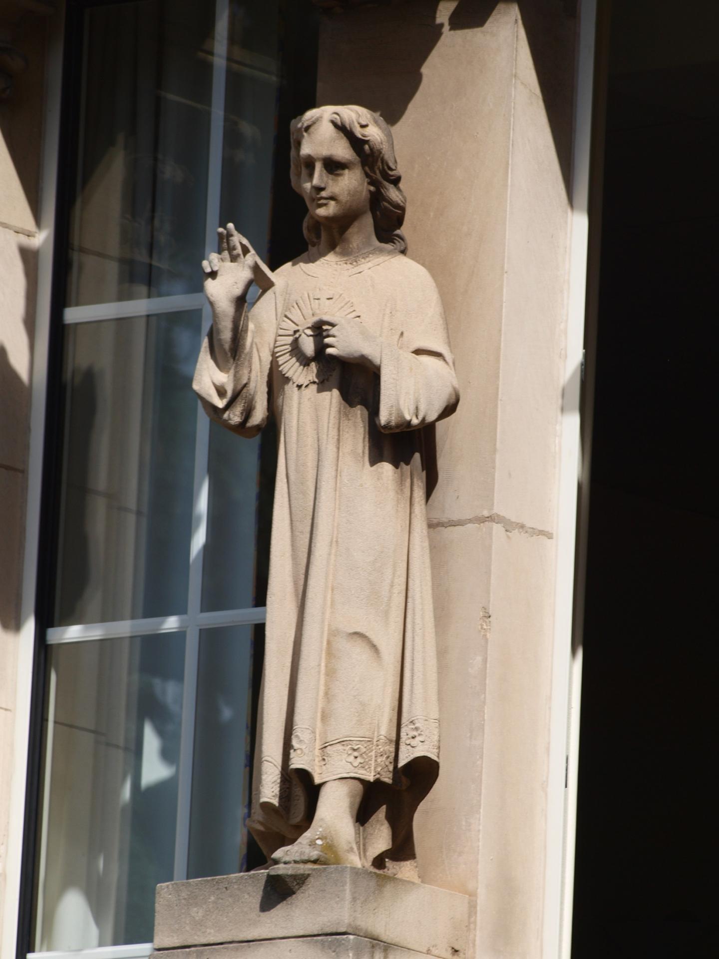 Sainte Colombe, vierge et Martyre à Sens († 274). Fête le 31 Décembre.