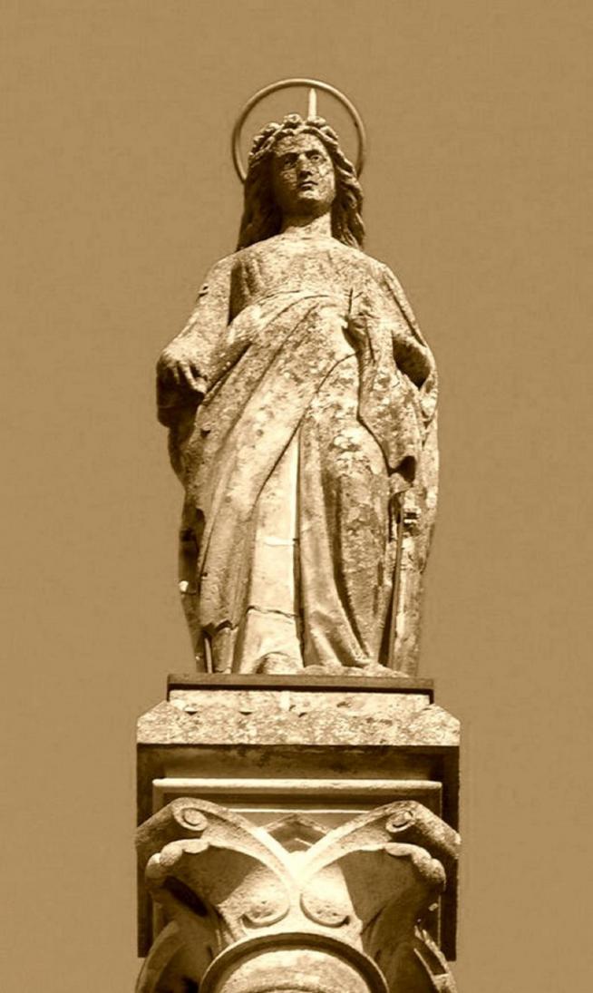 Statue de sainte colombe 11
